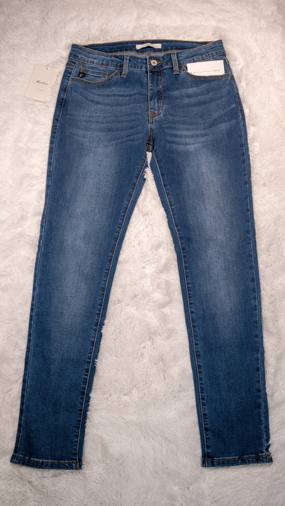 CLEARANCE - FINAL SALE - Junior’s Skinny Jean